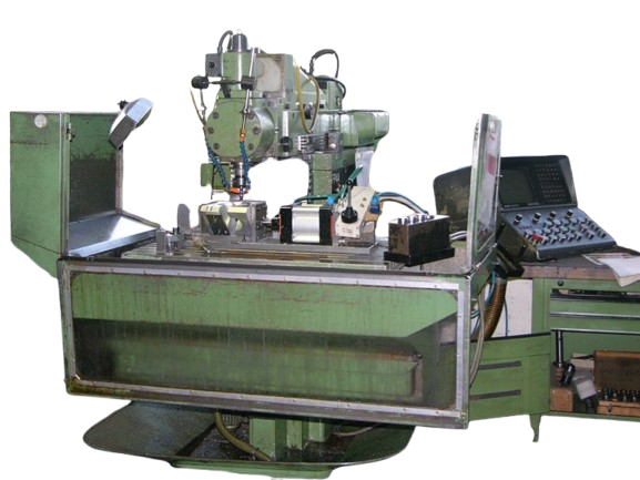 Industrielle Fräsmaschine mit Steuerung

